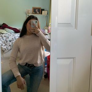 Light pink cropped sweater